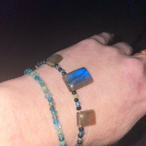 Handmade labradorite, black spinel & blue apatite bracelet